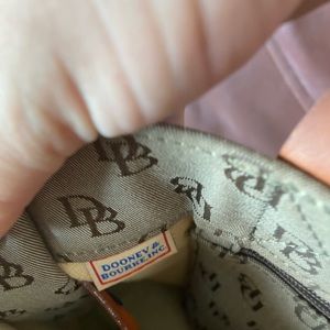 Dooney and bourke bag